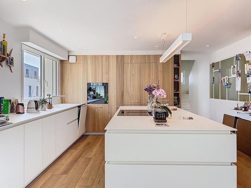 Duplex - 207 m² - 4 pièces