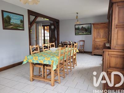 Maison - 105 m² - 4 pièces