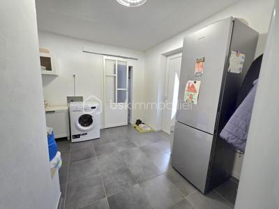 Maison - 195 m² - 6 pièces