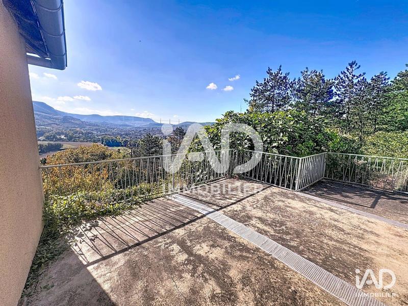 Maison - 96 m² - 4 pièces