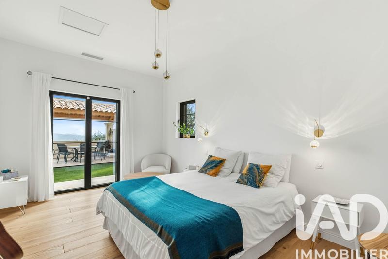 Maison de maîtres - 160 m² - 6 pièces