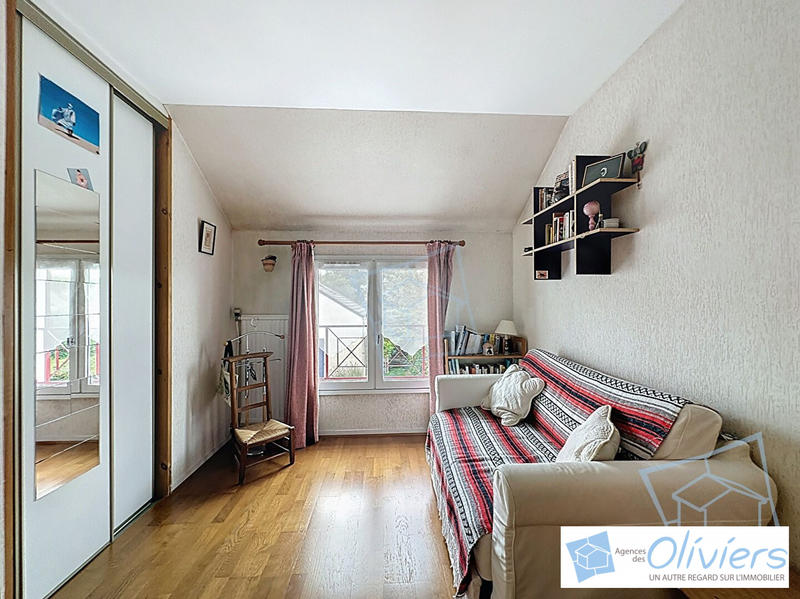 Maison - 103 m² - 5 pièces