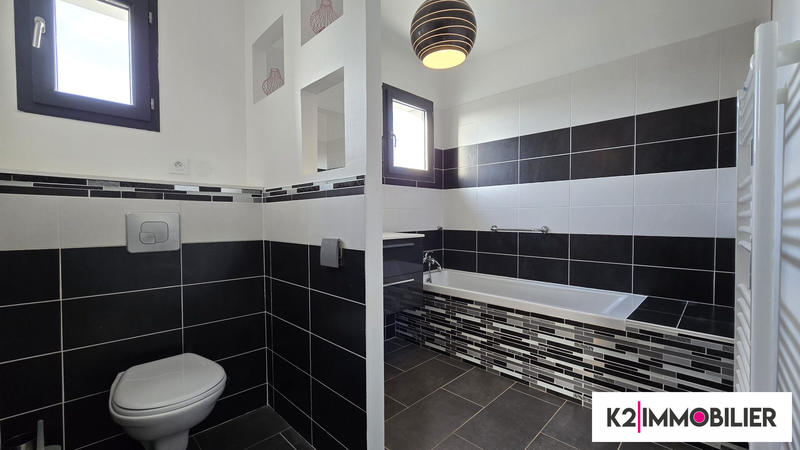 Villa - 136 m² - 7 pièces