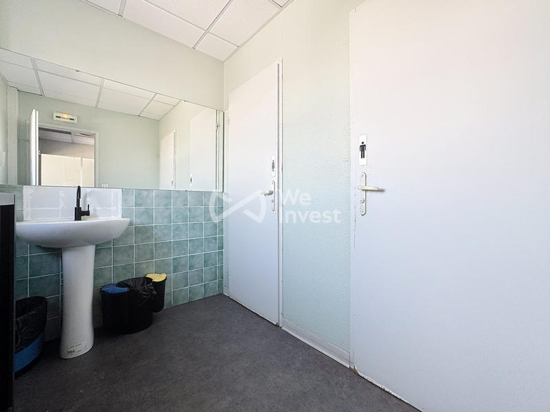 Bureau - 222 m² - 5 pièces