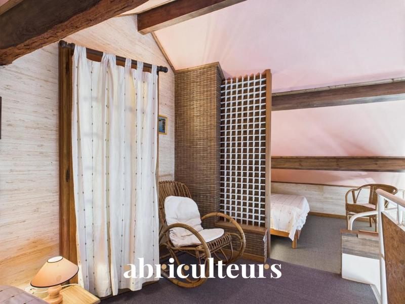 Maison ancienne - 186 m² - 6 pièces