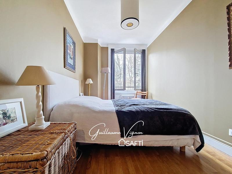 Appartement - 100 m² - 4 pièces