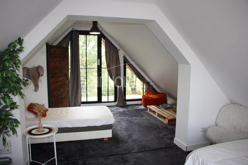 Maison - 120 m² - 7 pièces