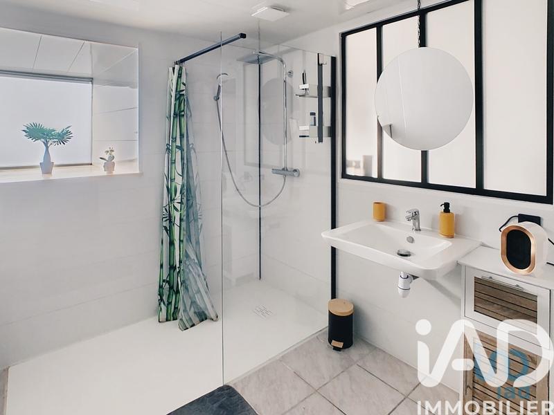 Maison - 197 m² - 7 pièces