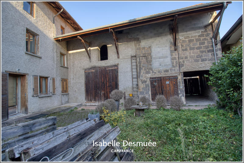 Maison de village - 104 m² - 4 pièces