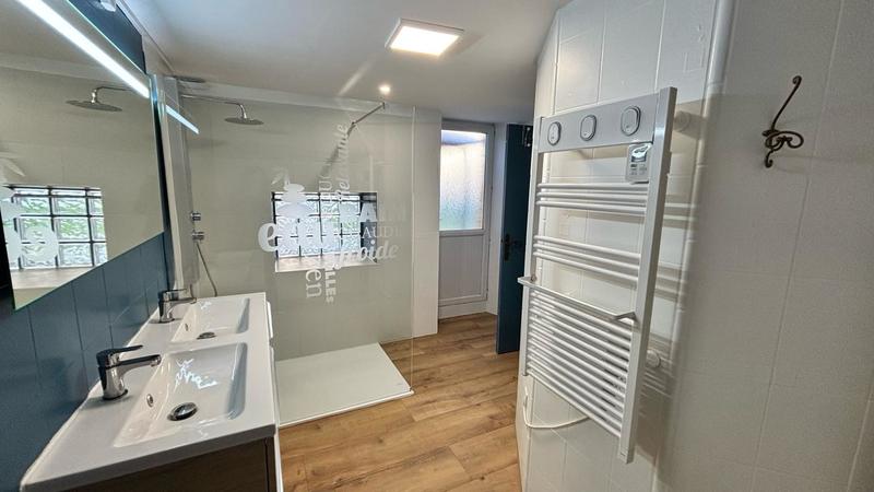 Maison - 145 m² - 5 pièces