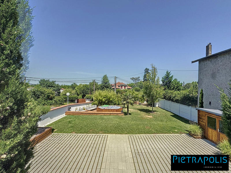 Maison - 140 m² - 6 pièces