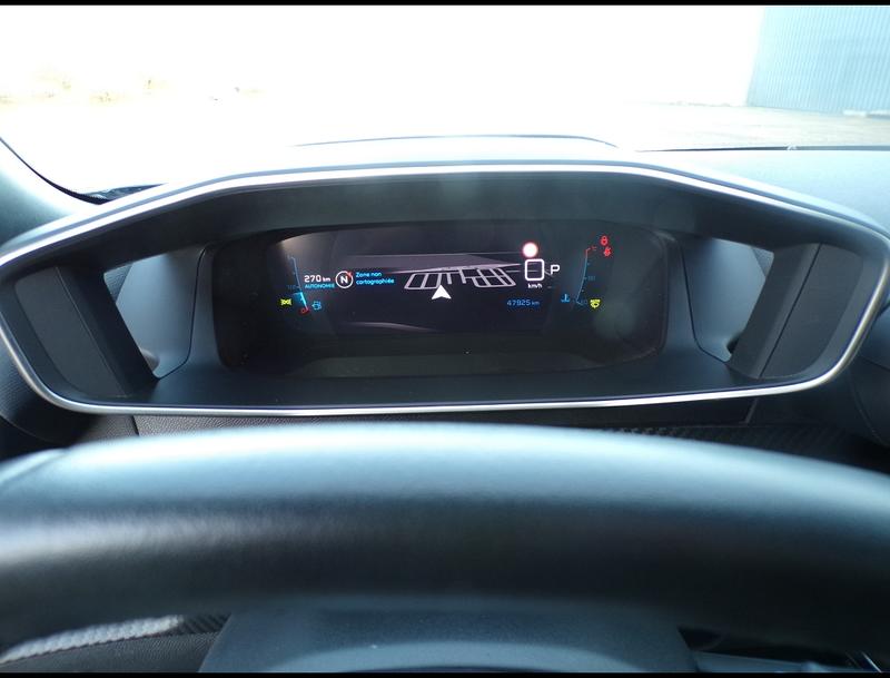 Peugeot 2008 Bhdi 130 Allure Pack Eat8