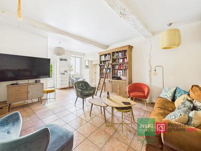 Maison - 294 m² - 10 pièces