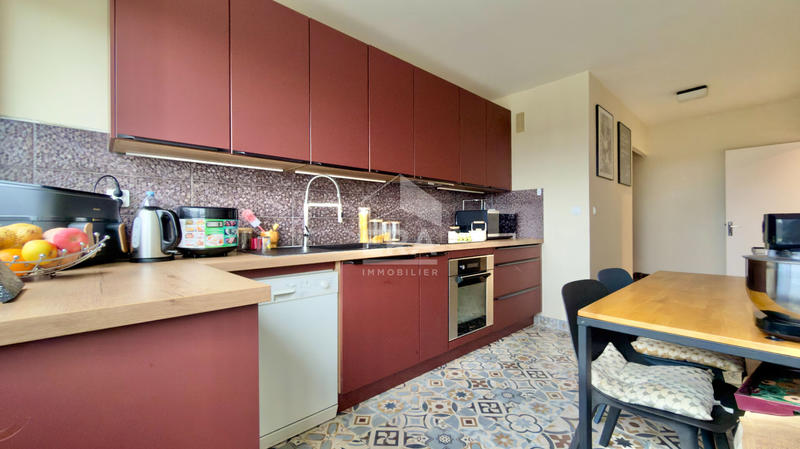 Appartement - 86 m² - 4 pièces