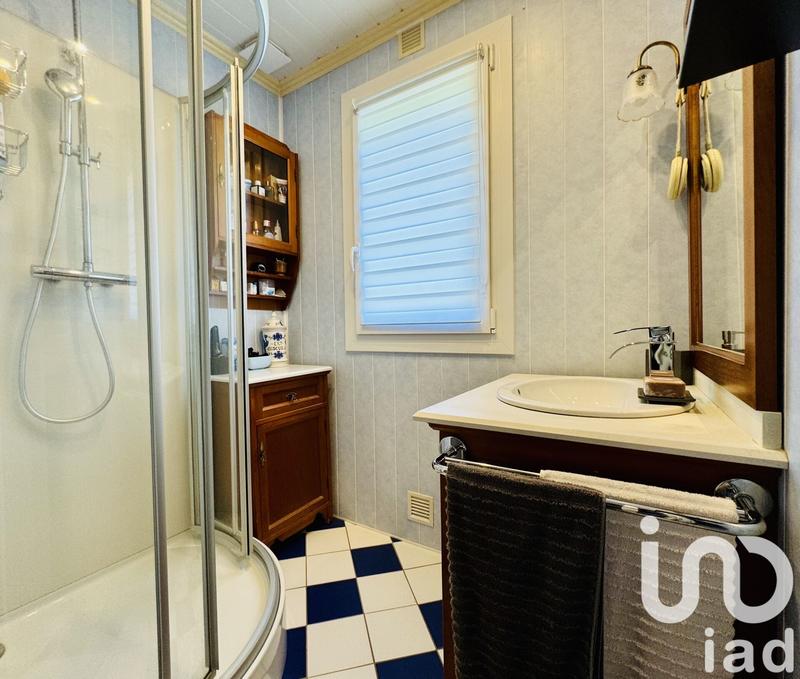 Maison - 132 m² - 8 pièces