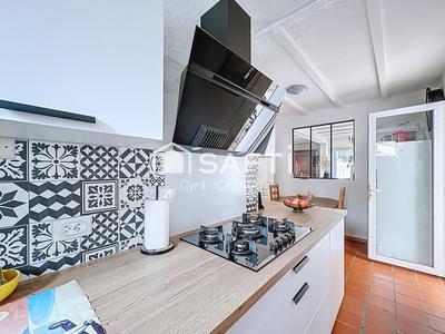 Maison - 111 m² - 4 pièces