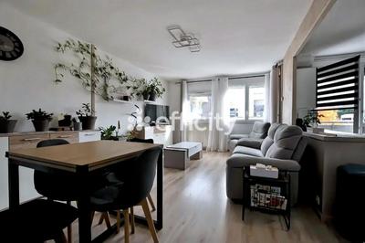 Appartement - 81 m² - 4 pièces