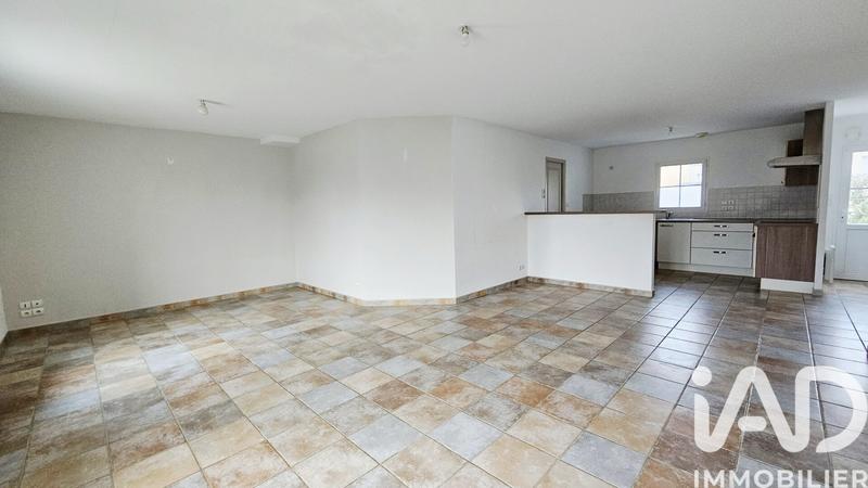 Maison - 90 m² - 5 pièces