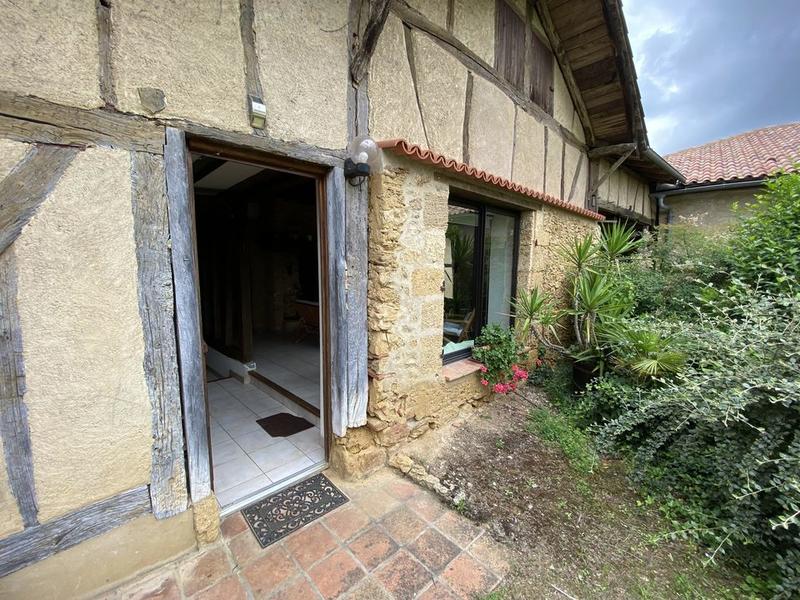 Propriété - 183 m² - 10 pièces