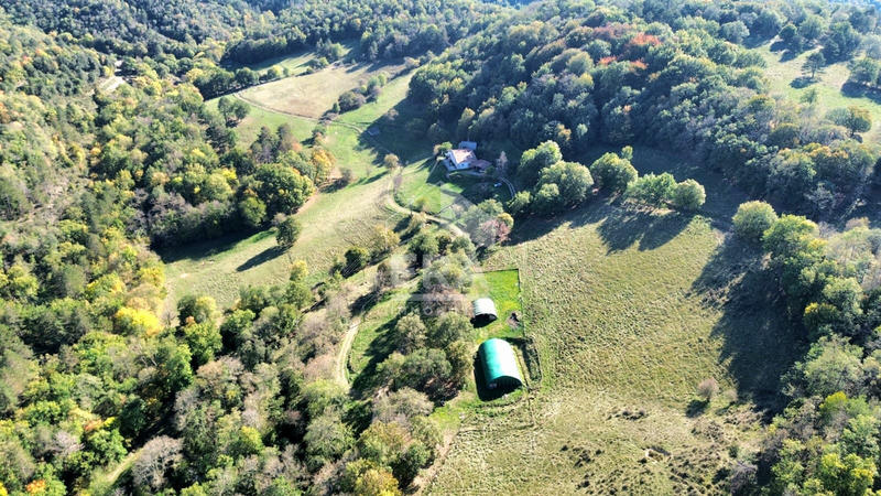 Maison - 250 m² - 10 pièces