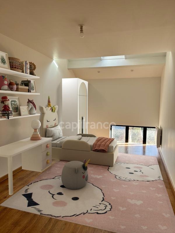 Appartement - 81 m² - 4 pièces