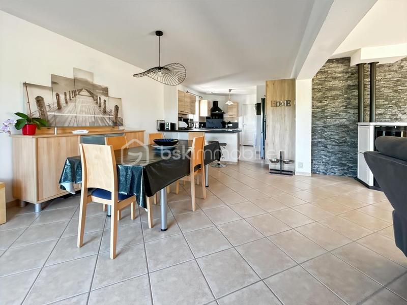 Maison - 179 m² - 6 pièces