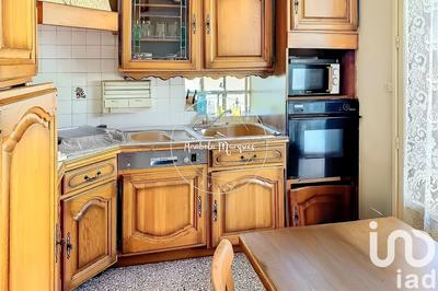 Maison - 200 m² - 8 pièces