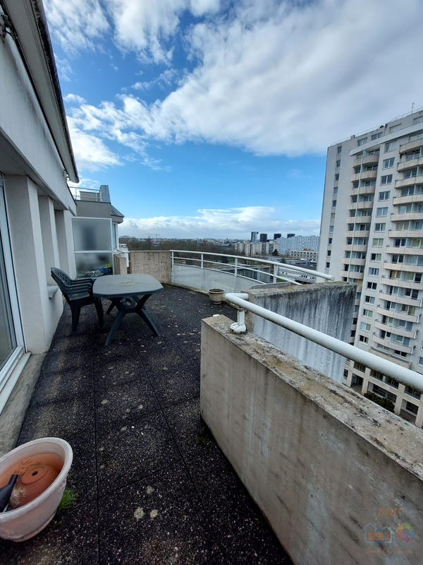 Appartement - 105 m² - 4 pièces