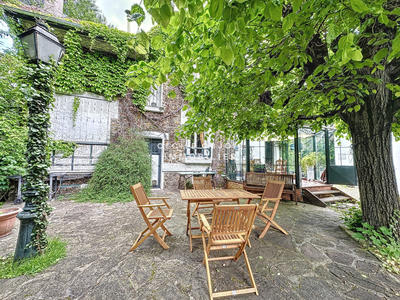 Maison - 141 m² - 6 pièces