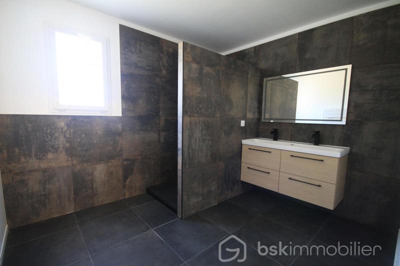 Maison de village - 93 m² - 5 pièces