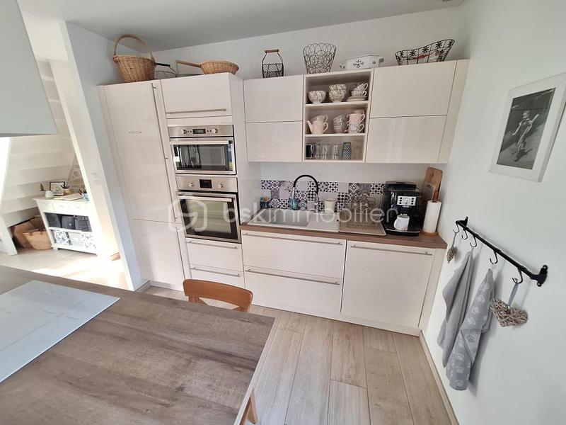 Maison - 122 m² - 4 pièces