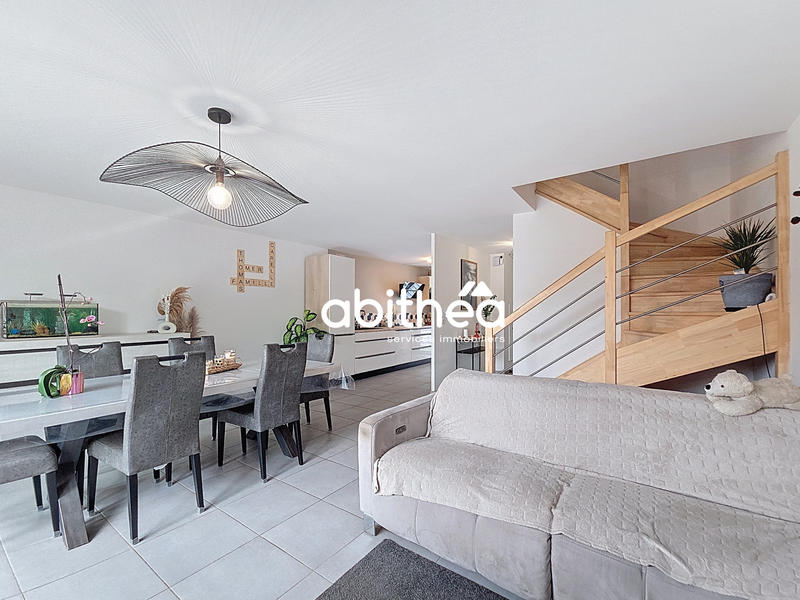 Maison - 82 m² - 4 pièces