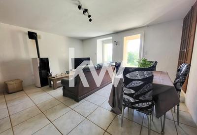 Maison - 82 m² - 4 pièces