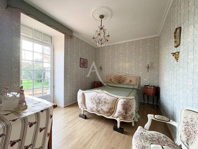 Maison - 147 m² - 6 pièces