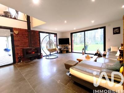 Maison de maîtres - 346 m² - 12 pièces