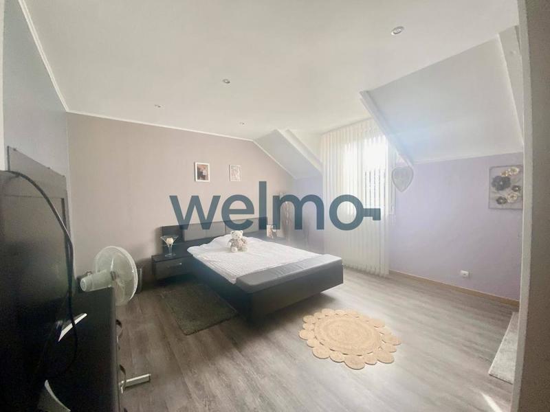 Maison - 230 m² - 9 pièces