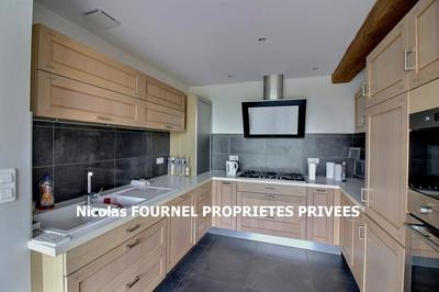 Maison - 445 m² - 14 pièces