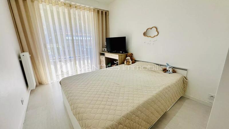 Appartement - 72 m² - 4 pièces