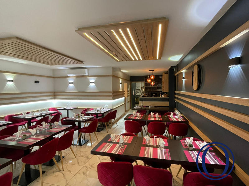 Fonds de commerce - Hôtellerie / Restauration - 166 m²