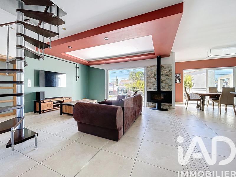 Maison - 198 m² - 7 pièces