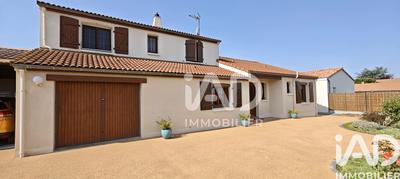 Maison - 165 m² - 7 pièces