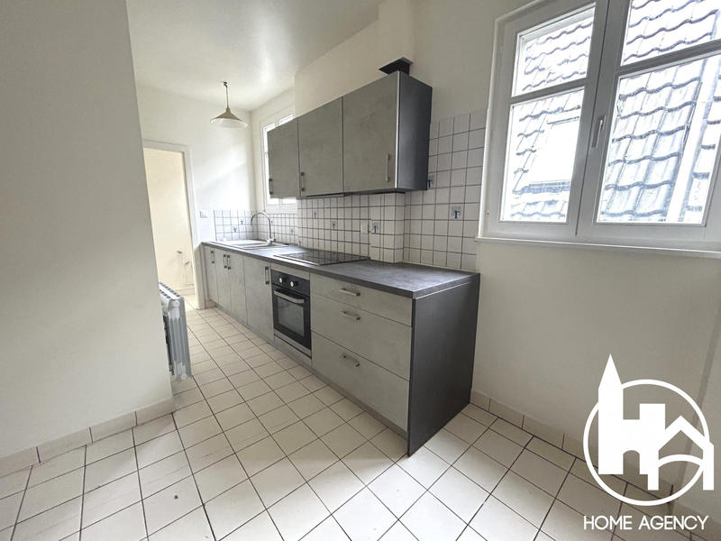 Appartement - 95 m² - 5 pièces