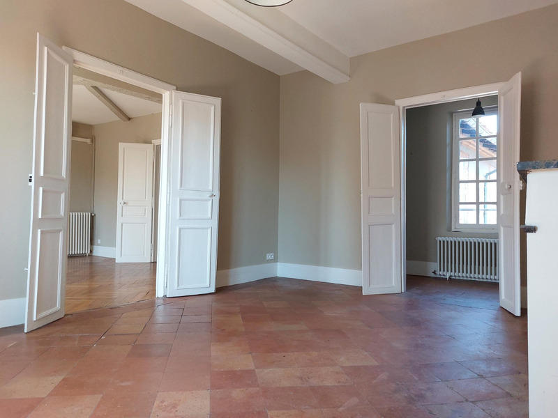 Appartement - 156 m² - 5 pièces