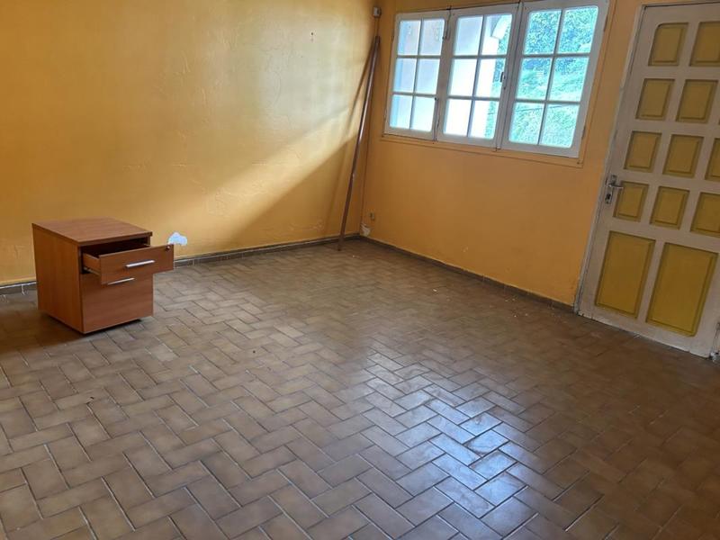 Appartement - 107 m² - 4 pièces