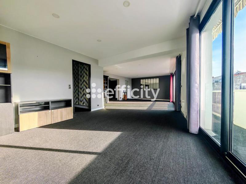 Appartement - 92 m² - 4 pièces