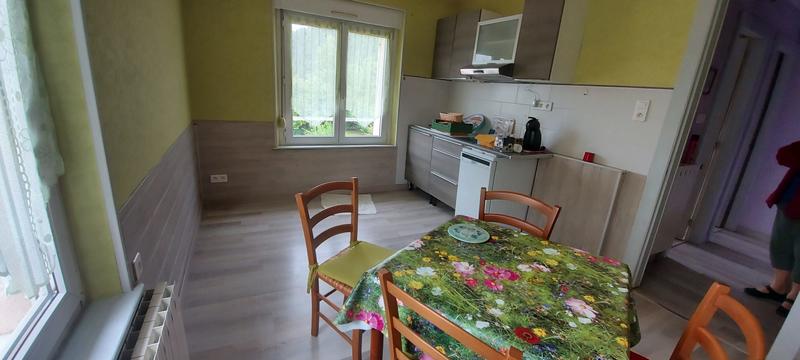 Maison - 204 m² - 8 pièces