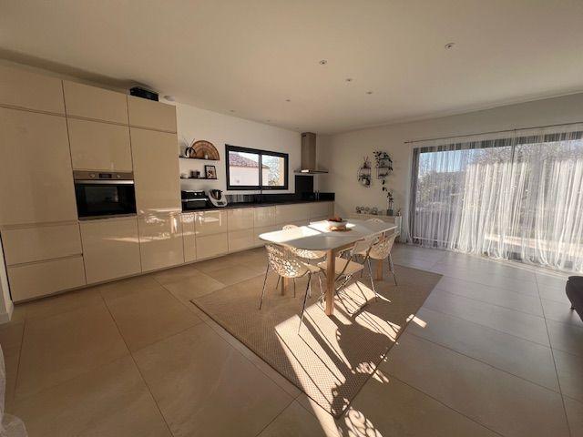 Villa - 108 m² - 4 pièces