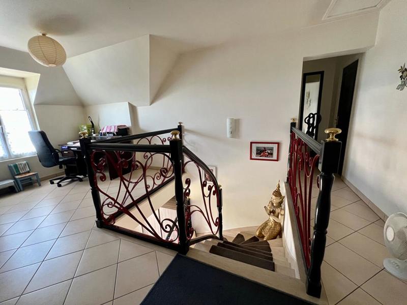 Maison - 147 m² - 7 pièces