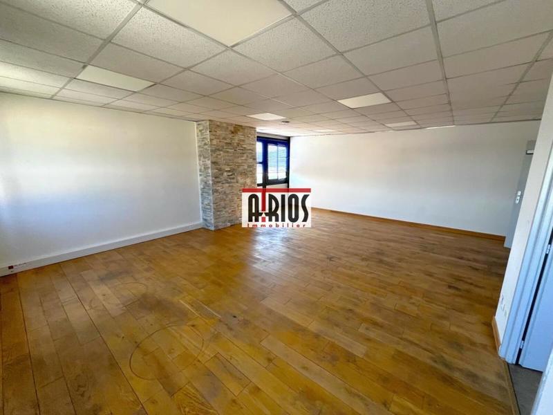 Bureau - 230 m²