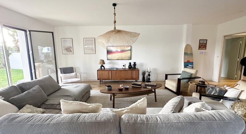 Villa - 192 m² - 6 pièces